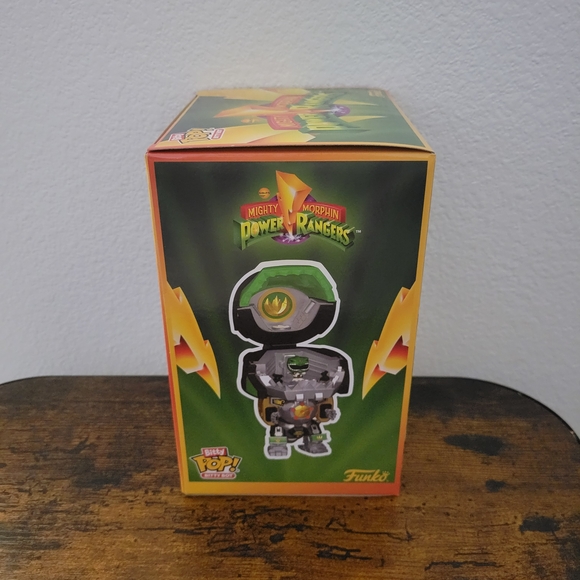 Funko Bitty Pop! Bitty Bot Dragonzord with Green Ranger - Picture 4 of 5